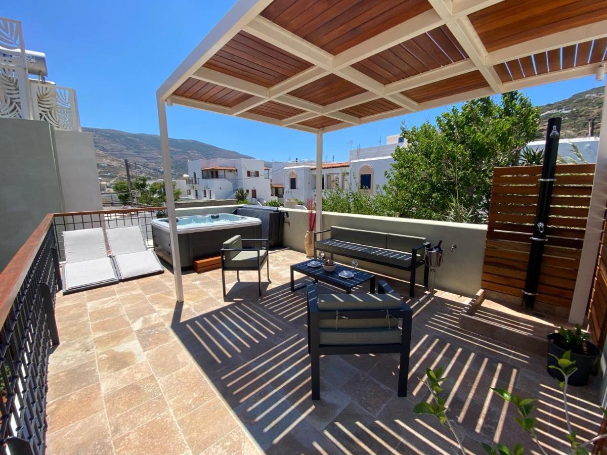 Andros 4 All Seasons Villas & Suites Ormos  Eksteriør billede