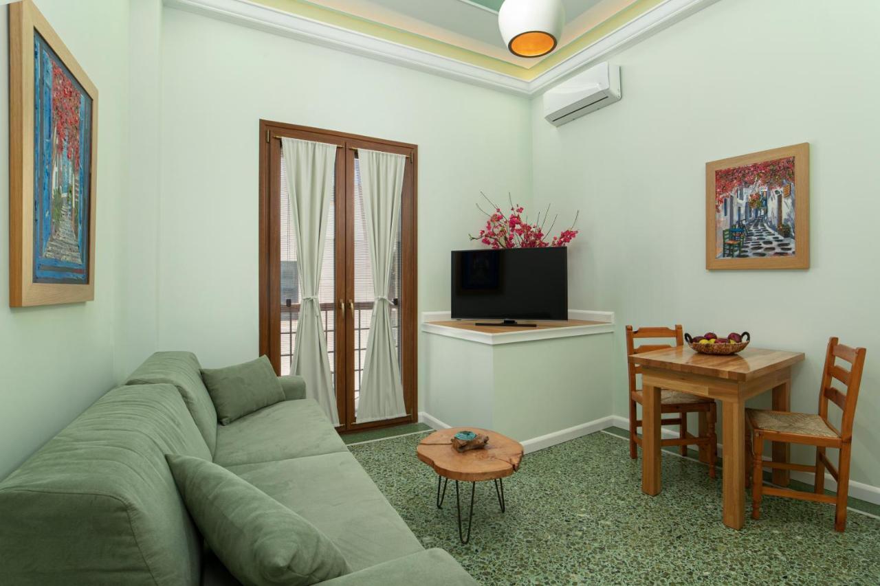 Andros 4 All Seasons Villas & Suites Ormos  Eksteriør billede