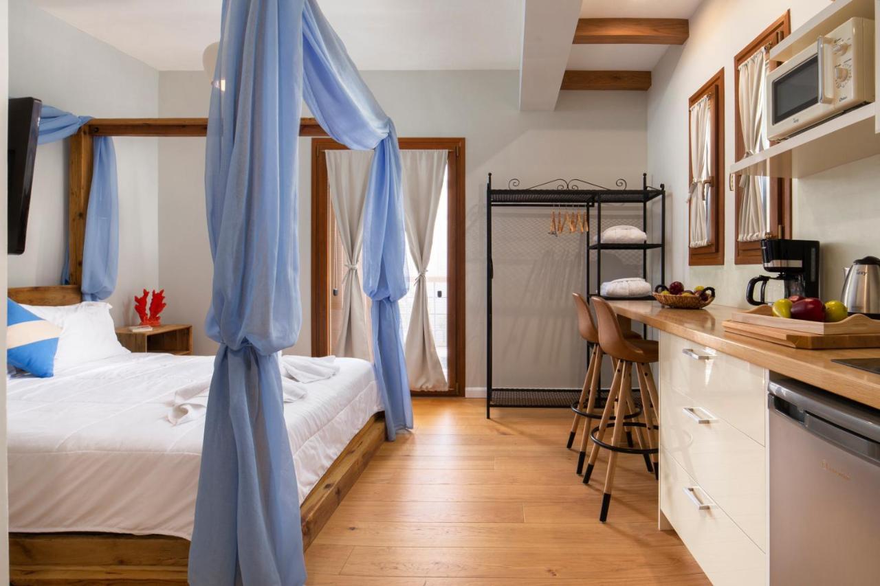 Andros 4 All Seasons Villas & Suites Ormos  Eksteriør billede